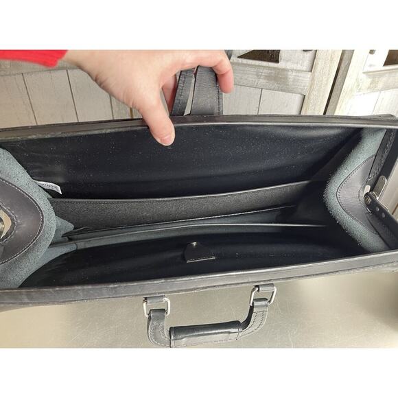 Schlesinger Black Smooth Leather Lawyer Briefcase Buckle & Combination Lock - Picture 5 of 10